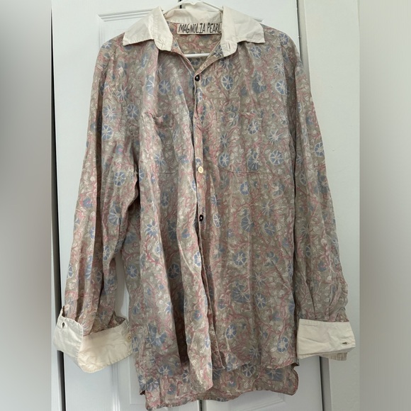 Magnolia Pearl Boyfriend Shirt - Picture 5 of 7